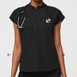 FIGS Women’s Rafaela Black Scrub Top XSmall, Figs oversized scrub top, XS